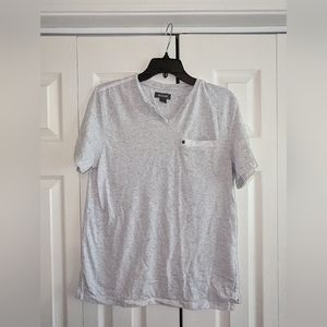 Kenneth Cole Reaction Tshirt
